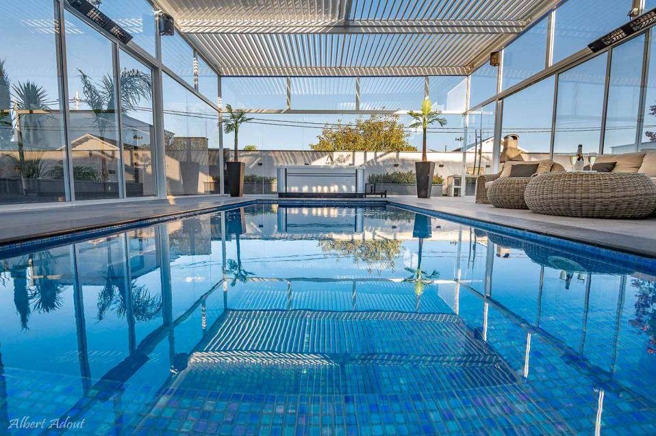 בריכה פרטית גדולה 7X3