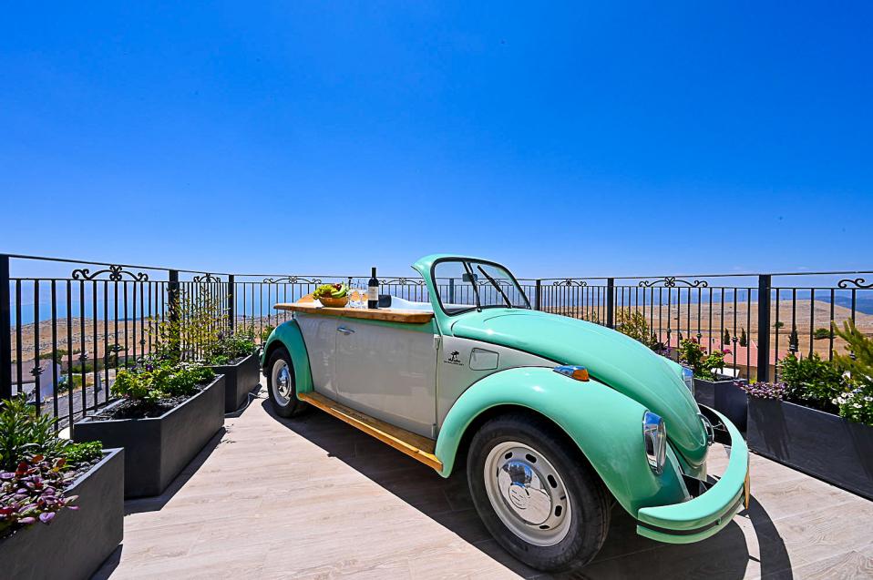 החיפושית – ג’קוזי ספא זוגי ייחודי עם נוף לכנרת