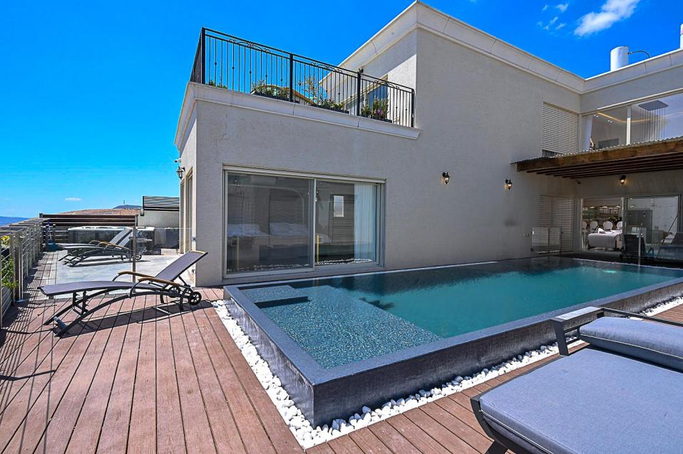 רום פרימיום- וילה יוקרתית בנוף כנרת