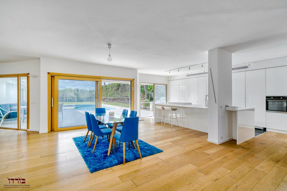 מטבח יוקרה אינטגרלי