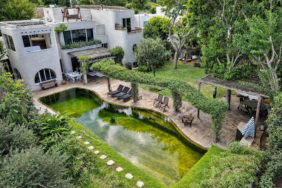 וילה יוקרתית בקיסריה ליד הים