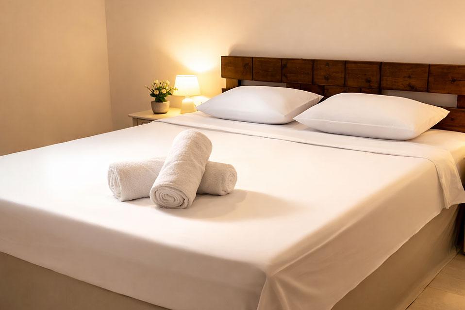 חדר שינה זוגי – שקט ונוחות ברמת פרימיום