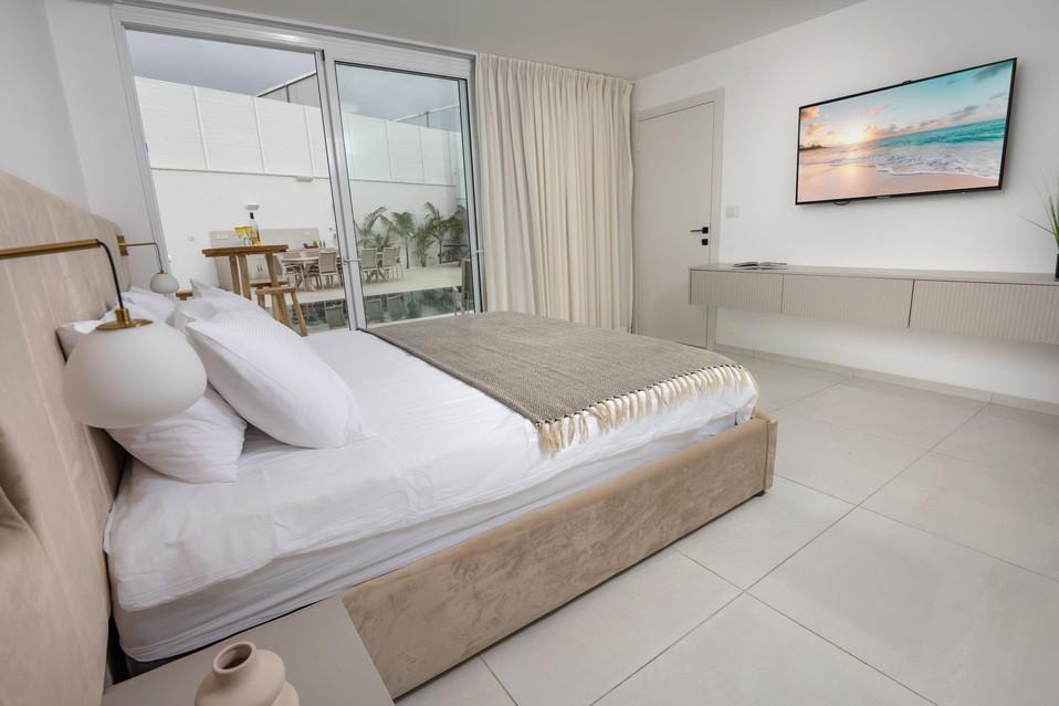 7 חדרי מאסטר צמודי חדר רחצה