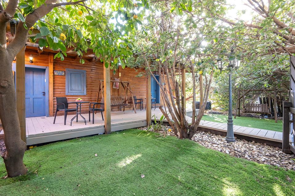 שבלול בקתות בטבע | משמר הירדן