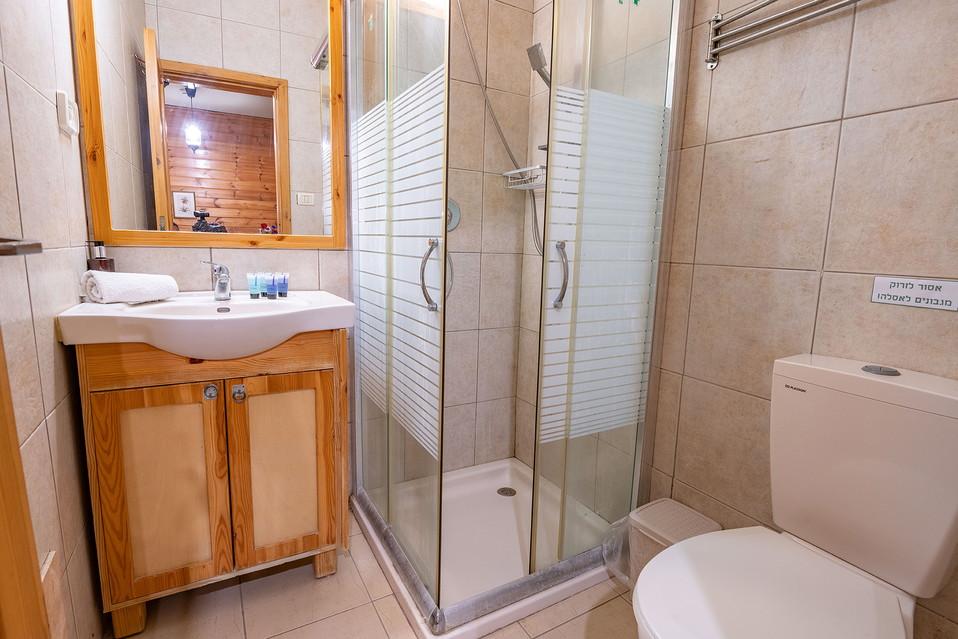 חדר רחצה בבקתות ים | ירדן